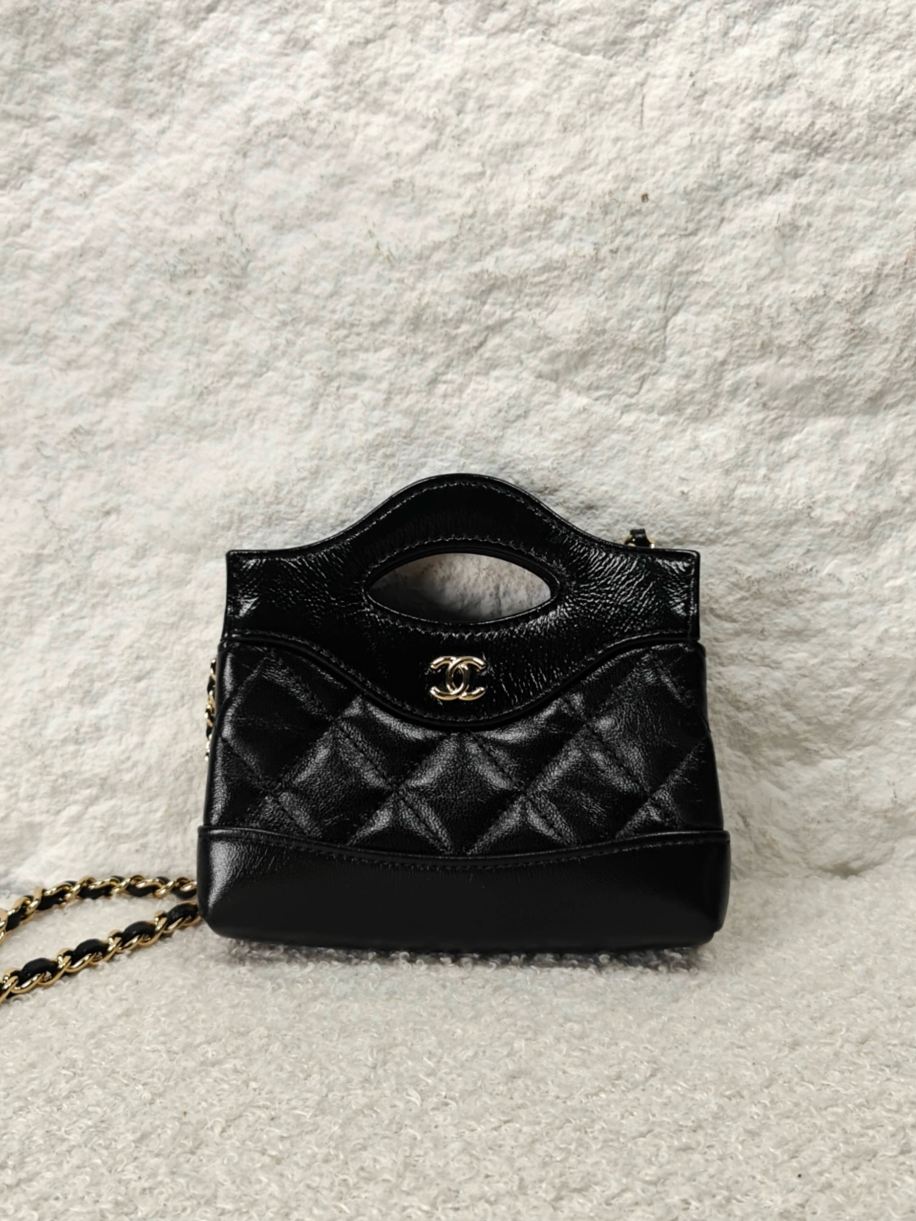 Chanel 31 Bag Super Mini Black Shiny Calfskin Gold‑Tone Hardware Pre‑Owned Top Handle Chain Crossbody