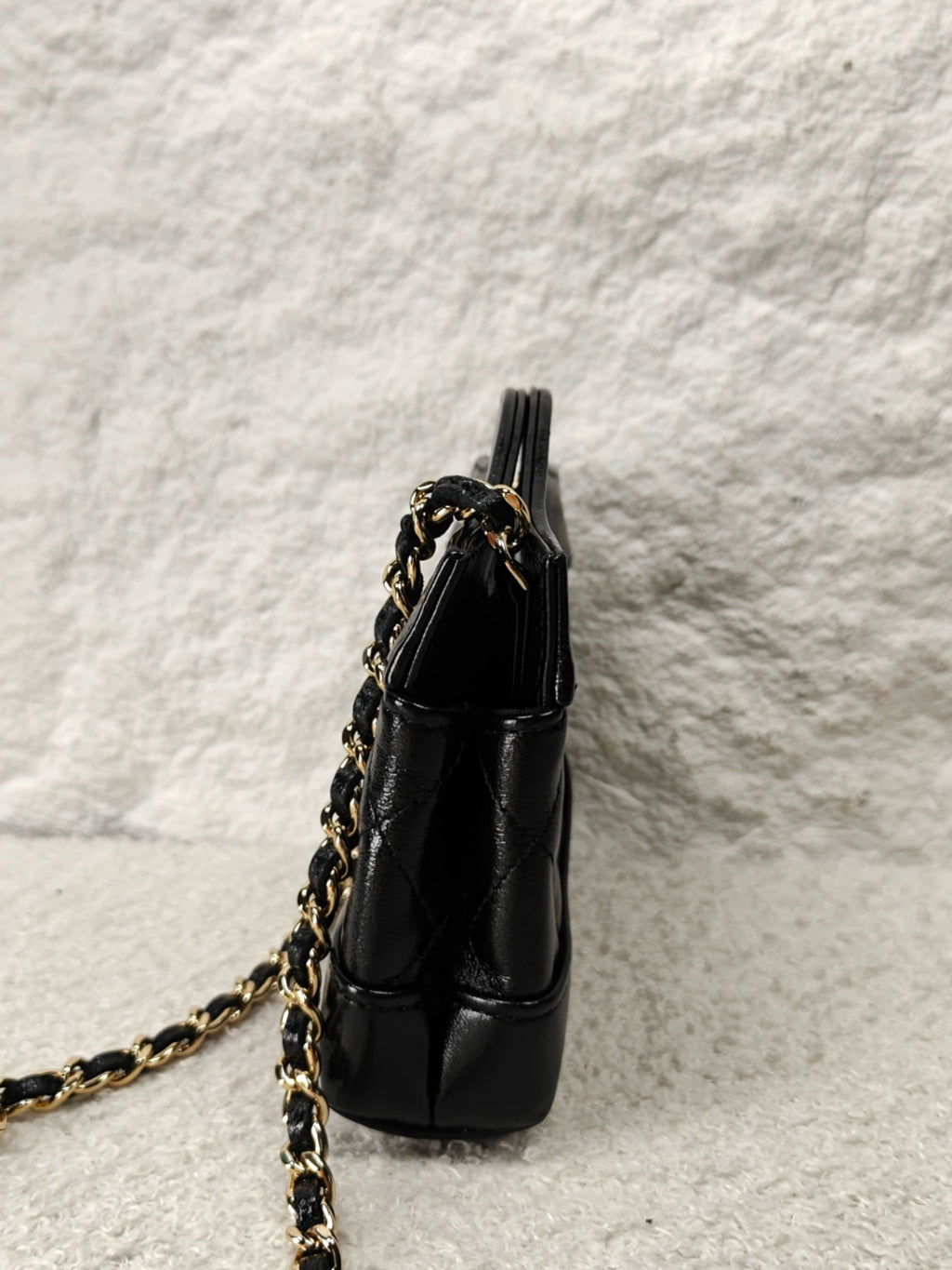 Chanel 31 Bag Super Mini Black Shiny Calfskin Gold‑Tone Hardware Pre‑Owned Top Handle Chain Crossbody