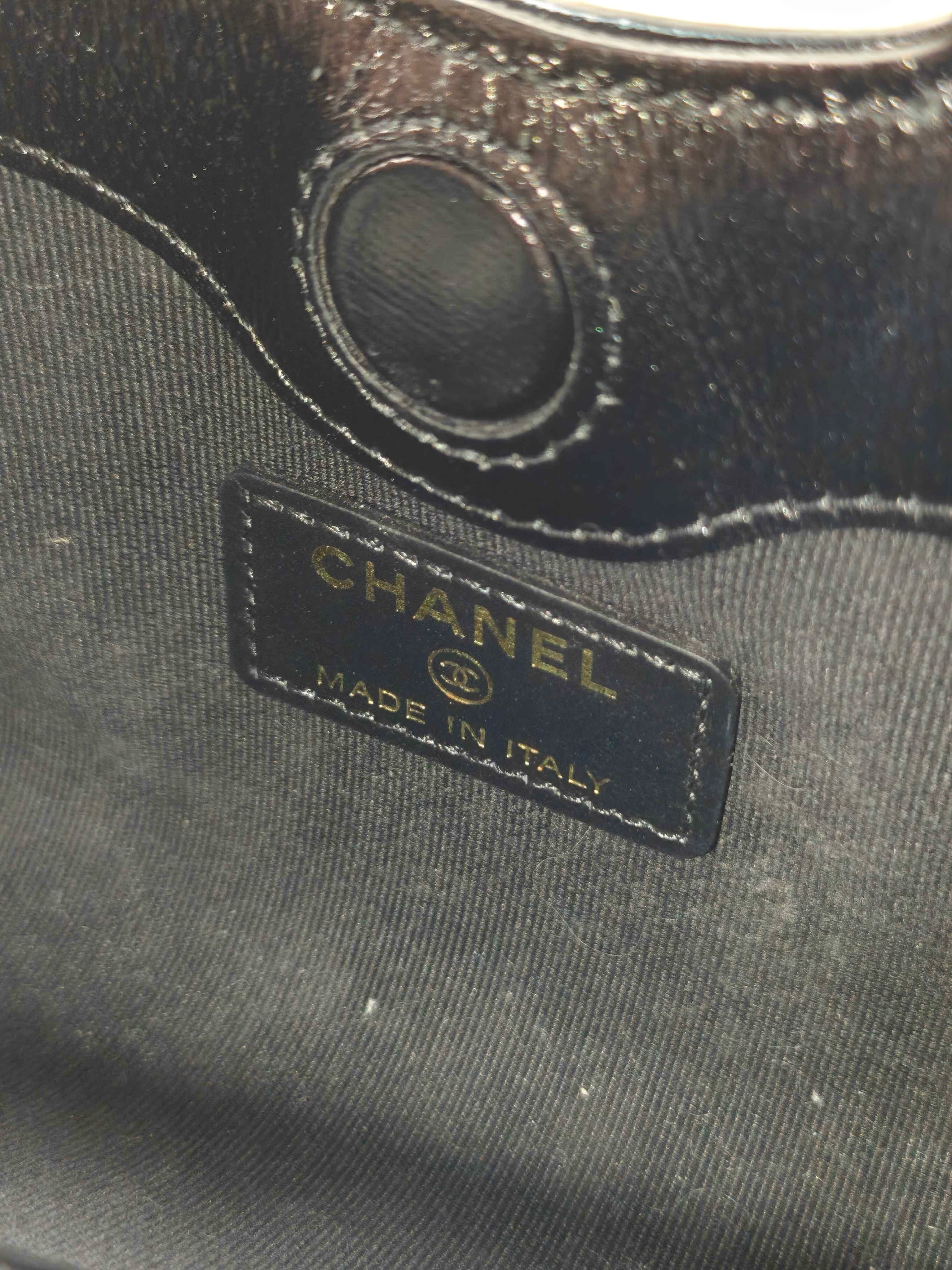 Chanel 31 Bag Super Mini Black Shiny Calfskin Gold‑Tone Hardware Pre‑Owned Top Handle Chain Crossbody