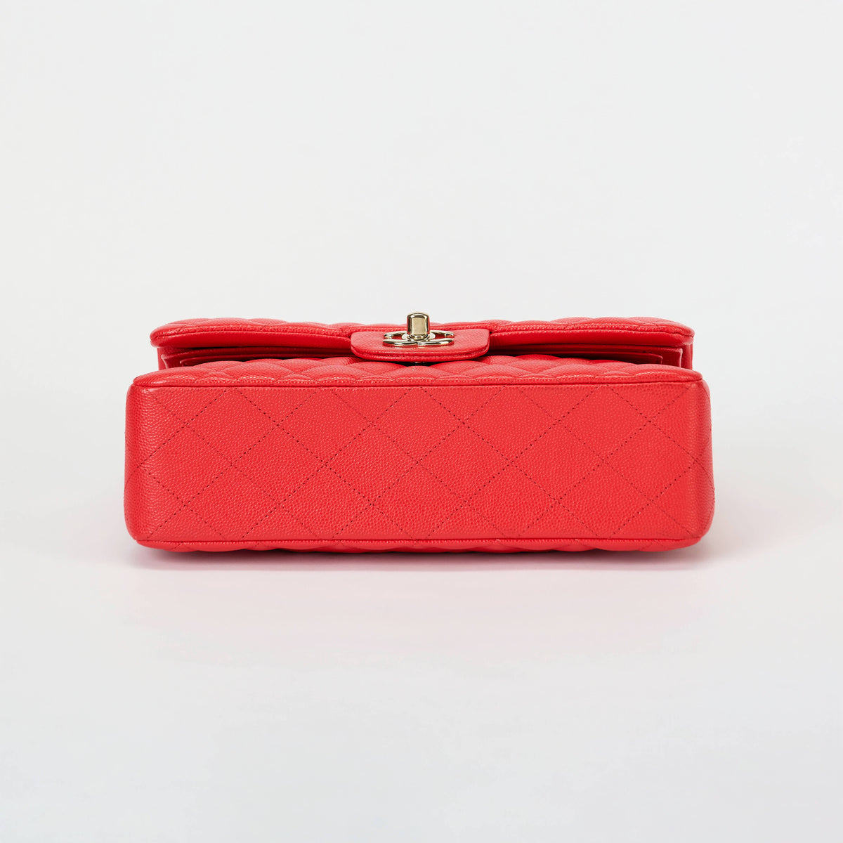 Chanel Classic Flap Bag Bright Red Caviar Leather Gold‑Tone Hardware
