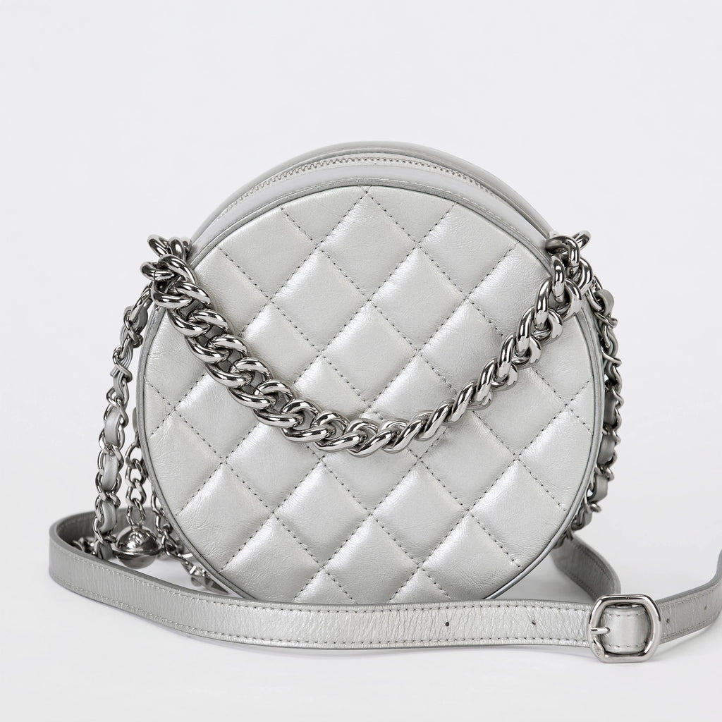 Chanel Round Vanity Case Metallic Silver Calfskin Silver‑Tone Hardware Crossbody Bag