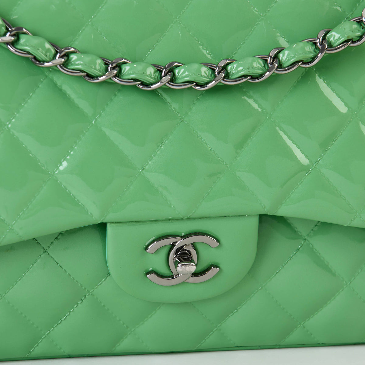 Chanel Classic Flap Jumbo Bright Green Patent
Leather Silver Hardware Double Flap
