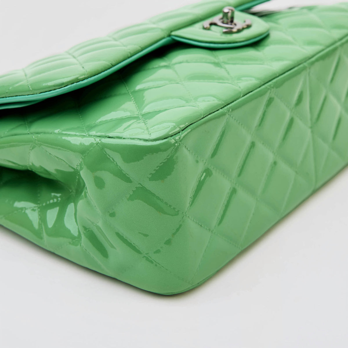 Chanel Classic Flap Jumbo Bright Green Patent
Leather Silver Hardware Double Flap