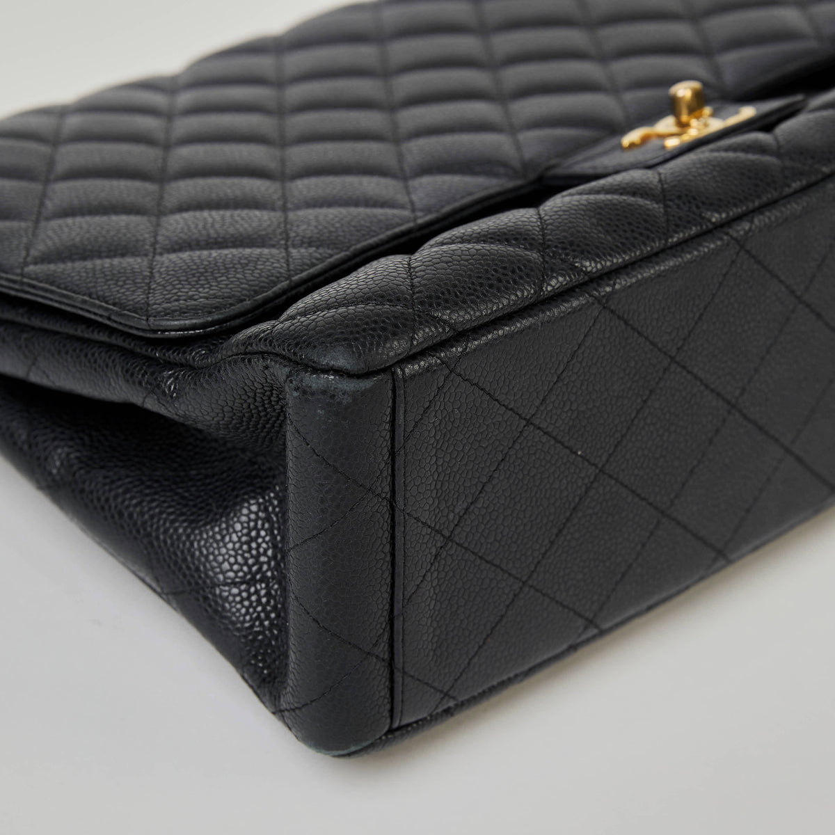 Chanel Classic Flap Maxi Black 
Caviar Gold Hardware Single Flap