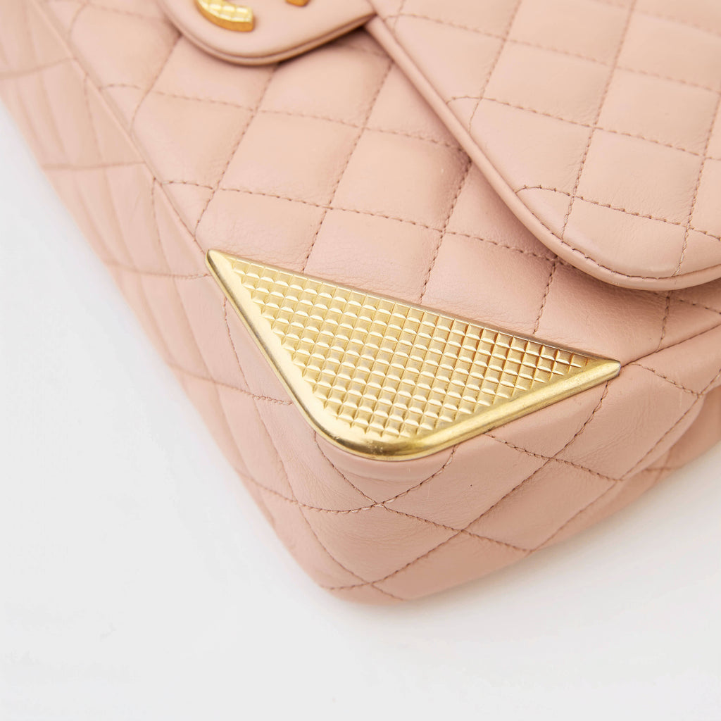 Chanel Classic Flap Medium Beige Lambskin  Gold‑Tone Grid‑Textured Corner Guards Double Flap
